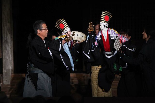 © Kanroku & Japanese traditional puppet company Mokugusha